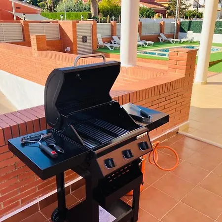 Sant Rafel - Con Piscina Privada Cerca De La Playa En Villa Cambrils
